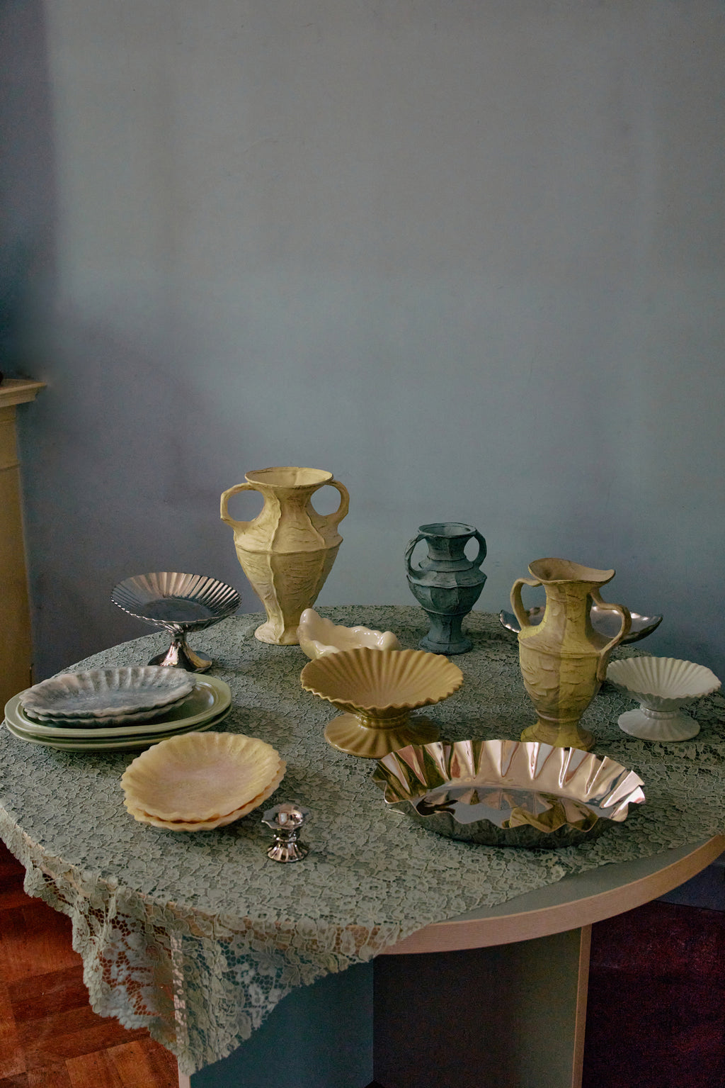 New Classics Serving Tray, Chrome Medium