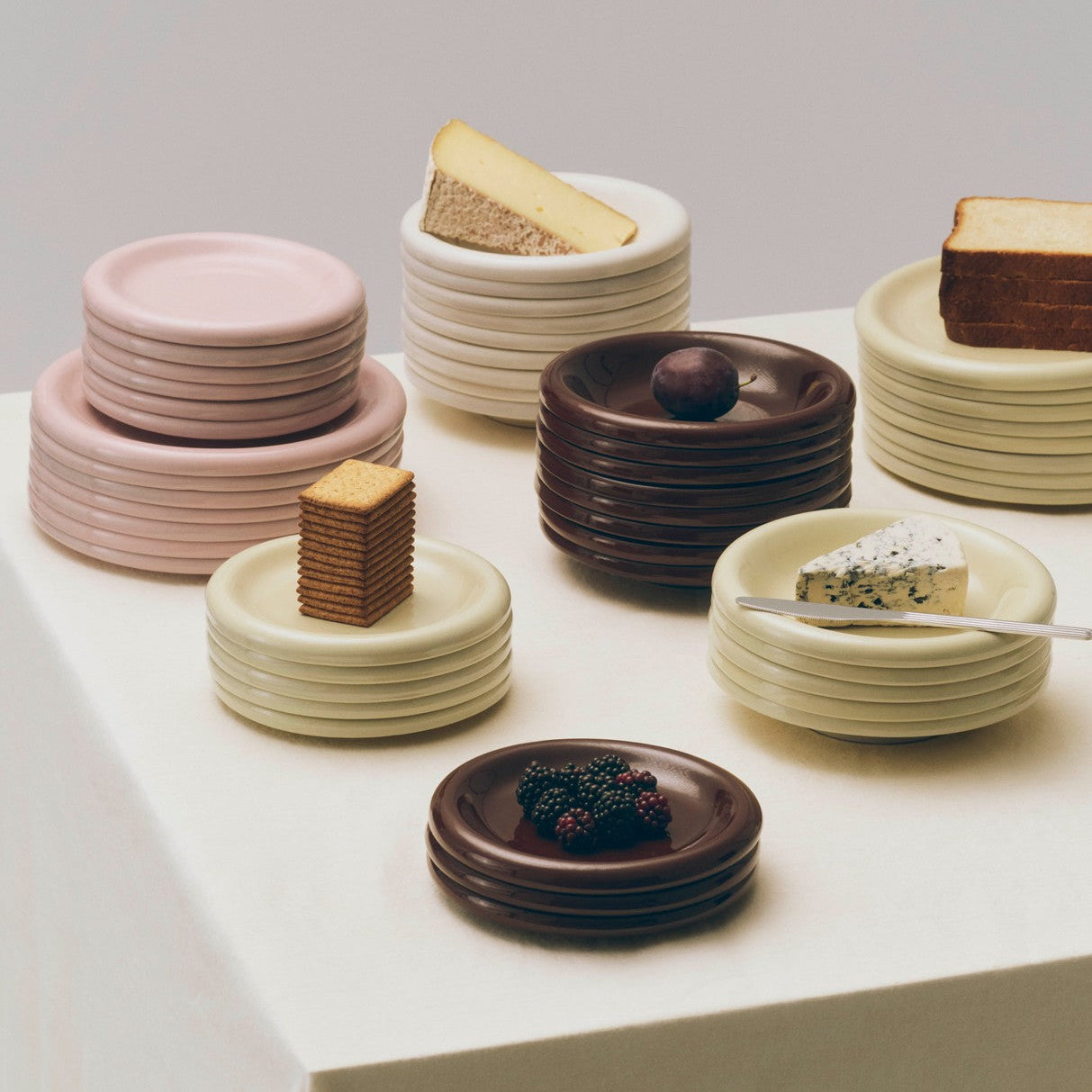 Barro Plate 24DIA (Set of 2)- Pink